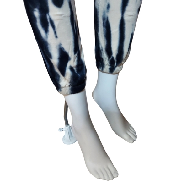 Young Fabulous And Broke Weekend Jogger Navy/Cream Tie Dye - Picture 8 of 14